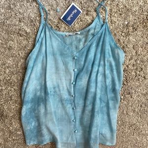 Womens sky blue crop top Size: medium/LG New with tags!